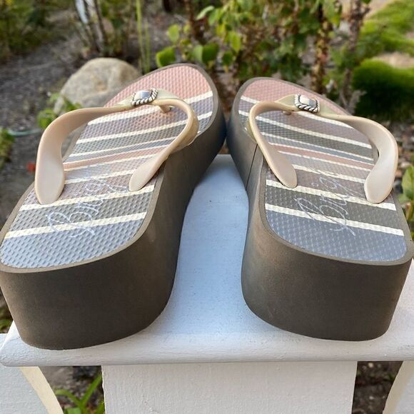 đ©ŽBRIGHTON PLATFORM FLIP FLOP Shoes Szâ7âinâpeach/grey/cream.ââExcellentâConditi - Picture 7 of 9